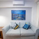 Story Bridge & River View 2B1B Apt W Free Parking!